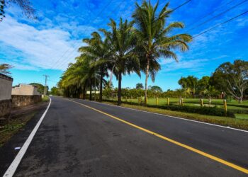 Presidente Abinader entrega la carretera Bayaguana–El Puerto, eje clave de integración regiona