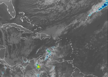 Indomet: Frente frío mantiene nublados y aguaceros dispersos en gran parte del país este sábado