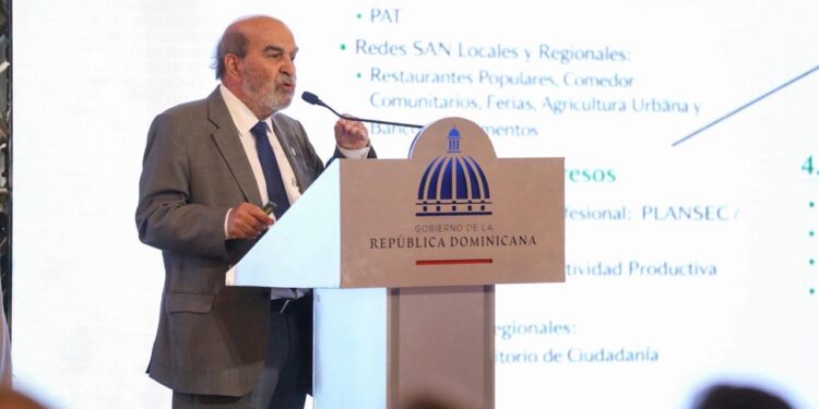 Experto internacional valida avances históricos de RD en reducción del hambre; destaca su modelo de alimentación escolar