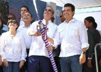 Presidente Abinader inaugurará centros educativos, un puente y ampliación de acueducto en Azua