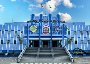 Presidente Abinader designa nuevo subdirector e inspector general de la Policía Nacional y dispone ascensos y retiros