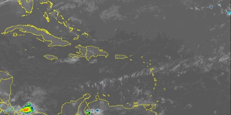 Indomet prevé mañana mayormente soleada y aguaceros dispersos en la tarde en varias provincias