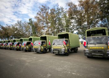 Presidente Luis Abinader entrega equipos militares, vehículos blindados FURIA, sistemas de drones y unidades de mitigación de desastres para fortalecer la seguridad nacional