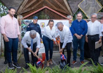 Gobierno da primer picazo y deja iniciados los trabajos de construcción del Parque Lineal ZooBotánico Municipal de Moca