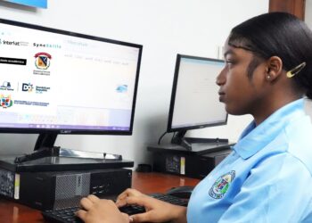 Estudiantes de las Escuelas Vocacionales inician capacitación internacional sobre Turismo Digital e Inteligencia Artificial