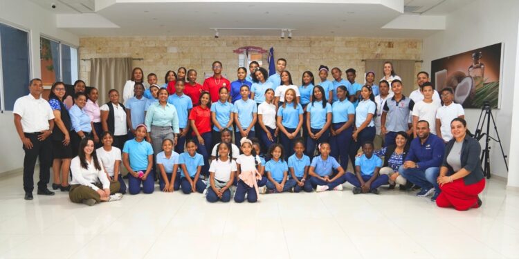 Fedomu y ASAD impulsan la formación de ayuntamientos juveniles basados en el liderazgo para el desarrollo local