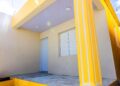Propeep entrega vivienda remozada y equipada a familia de escasos recursos afectada por incendio en San Cristóbal