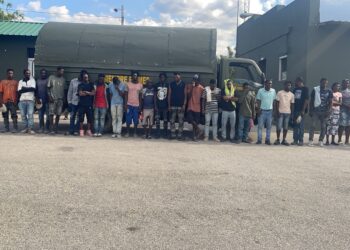 Miembros del Ejército detienen 87 haitianos con estatus migratorio irregular en Jimaní