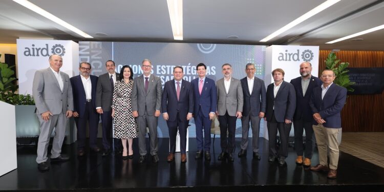 Industriales llaman a fortalecer agenda estratégica para el desarrollo productivo del país