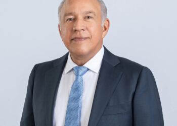 Presidente Abinader instruye ampliación a 4 carriles de la autopista Ramón Cáceres