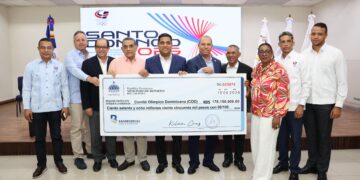 Ministro Kelvin Cruz entrega RD$178 millones más al COD para preparación de atletas