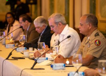 Gobierno se mantiene en sesión permanente ante sistema frontal que generará lluvias en gran parte del país