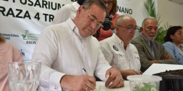 República Dominicana se adelanta al Fusarium R4T: Agricultura y OIRSA lanzan proyecto pionero de banano tolerante