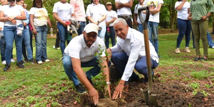 DGJP reafirma compromiso ambiental con jornada de limpieza