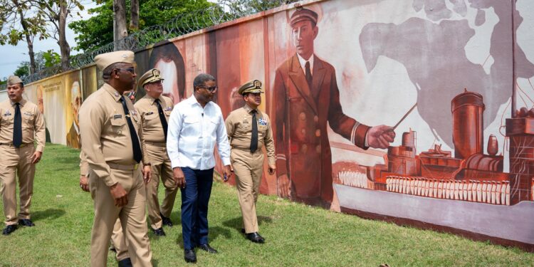 Propeep inaugura Paseo de los Colores en la Armada Dominicana en reconocimiento a su legado histórico naval