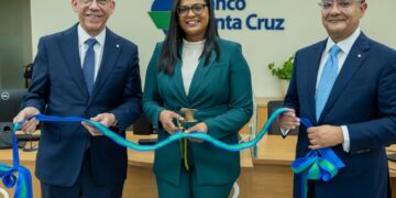 Banco Santa Cruz realiza acto de bendición de centro de negocios en Mao, Valverde