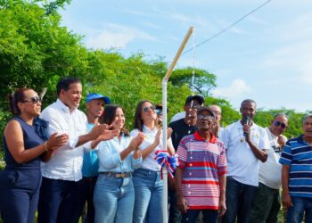 Con apoyo de Nature Power Foundation  AES Dominicana Energía Renovable impulsa calidad de vida y desarrollo en la comunidad de Calabaza