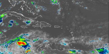 Indomet prevé ambiente caluroso, cielo opaco y escasas lluvias este viernes