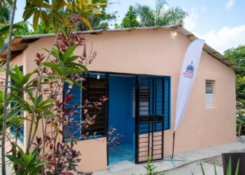 Respuesta oportuna de Propeep permite a familia de La Cuaba recuperar su hogar tras incendio