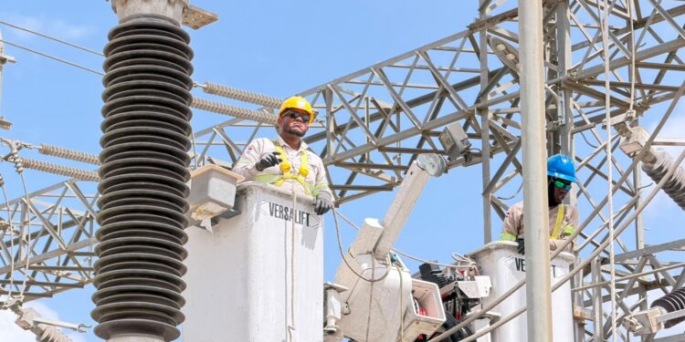 ETED intensifica trabajos para fortalecer el suministro eléctrico en La Caleta