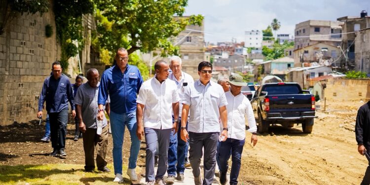 CAASD impulsa obras para seguir optimizando servicio agua potable y saneamiento cañadas con inversión superior a los RD$11,000 millones