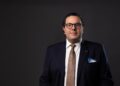 Abinader designa a Víctor Cedeño Brea como nuevo superintendente de Bancos