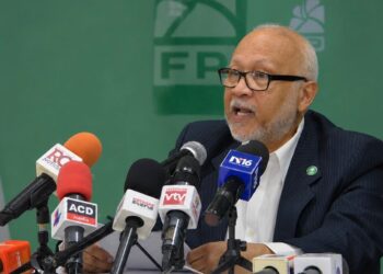 Fuerza del Pueblo cuestiona política de movilidad del Gobierno y exige mejores resultados en seguridad vial